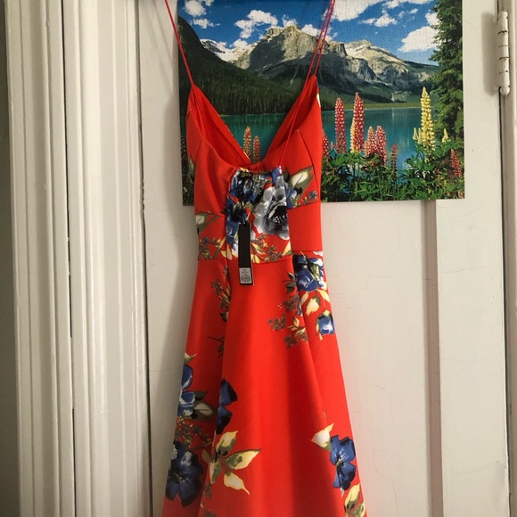 Brand new never worn with original tags flower dress - Picture 2 of 5